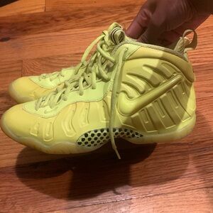 Nike air foam posites